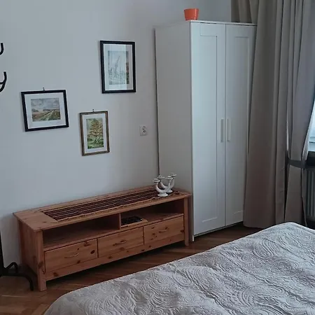 Apartment Day 1 - In The Center Warschau