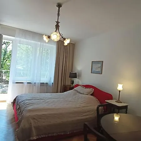 Appartement Day 1 - In The Center